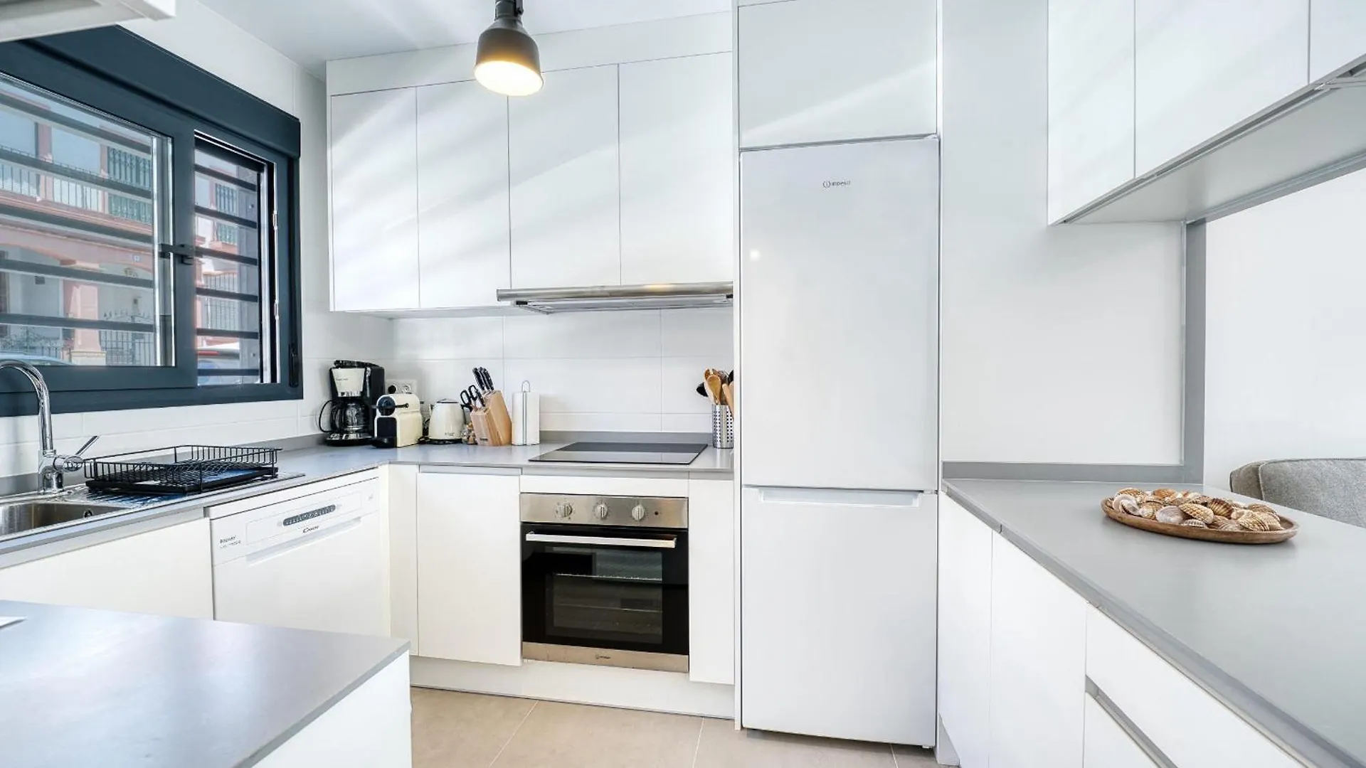 3023 Modern Townhouse In Cancelada Estepona Hébergement de vacances